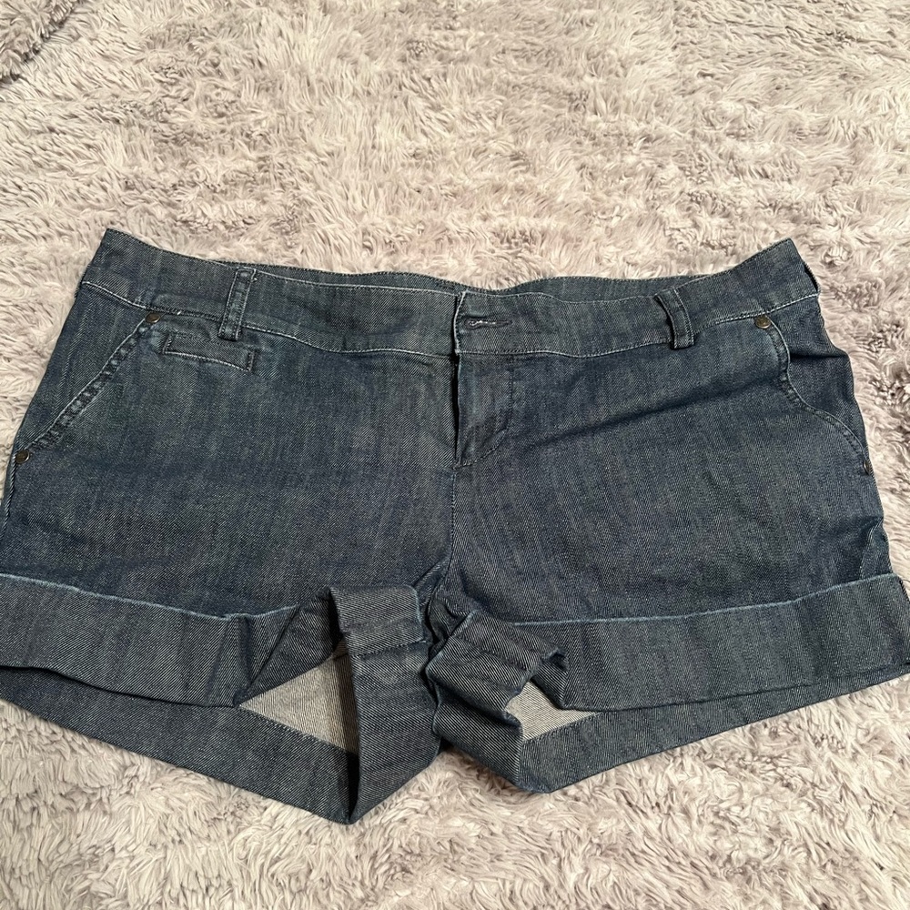 Lacoste Women's Jean Denim Cuffed Short Shorts Cotton Mix Size 44 US 14